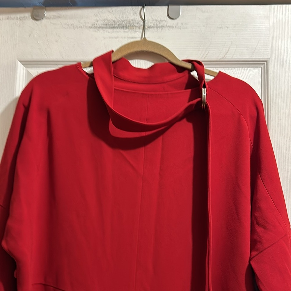 Tibi - Picture 7 of 15